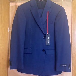 NWT Tommy Hilfiger mens 2 piece navy blue full suit